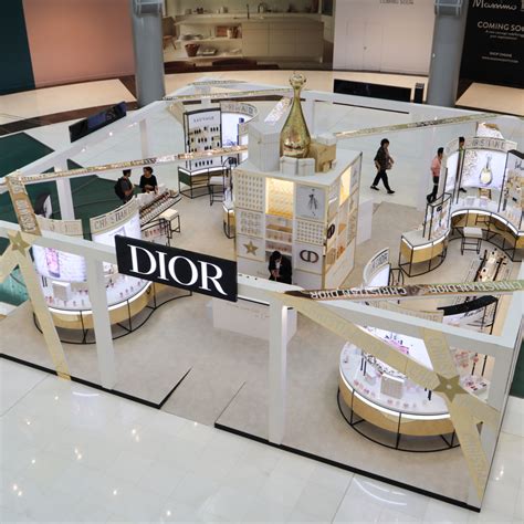 dior popup store|Dior pop up selfridges.